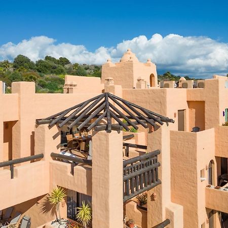 דירות 15 First Line Penthouse With Wonderful Seaview Near Duquesa Golf Manilva Andalucia מראה חיצוני תמונה
