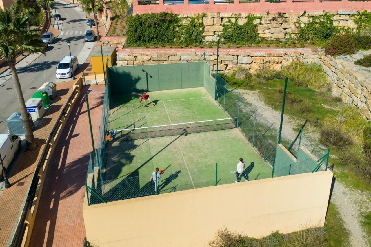 דירות 15 First Line Penthouse With Wonderful Seaview Near Duquesa Golf Manilva Andalucia מראה חיצוני תמונה
